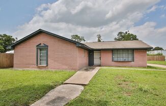 Inviting 3-Bedroom Retreat: Move-In Ready!