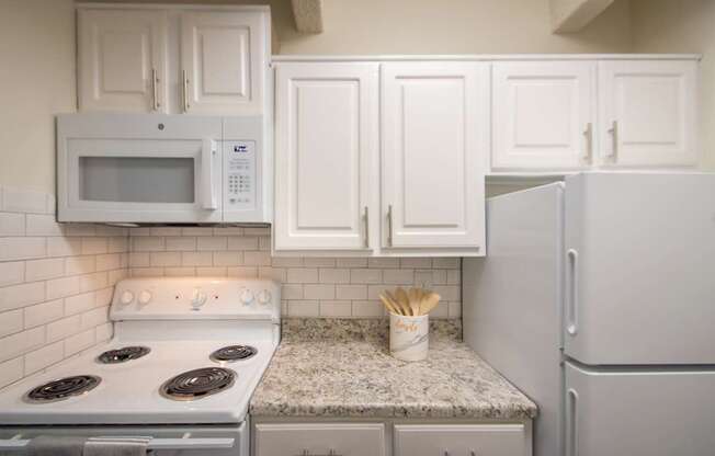 Welcome Home to Harvard Square Apartments