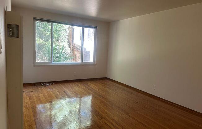 774 Monterey Blvd