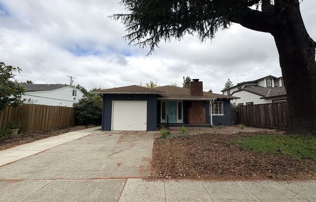 Charming 3-Bedroom Home on Embarcadero Road
