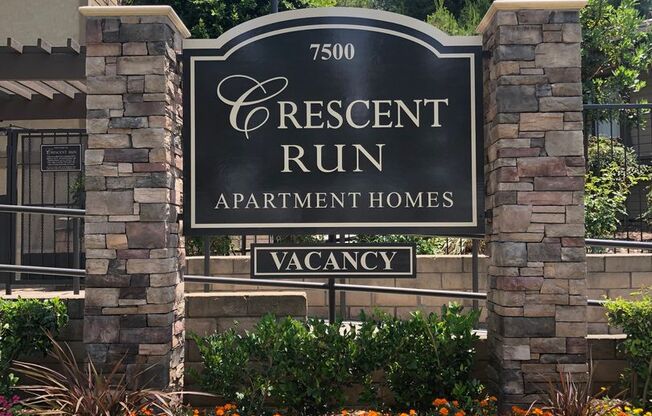 2 beds, 1 bath, $2,495, Unit 142