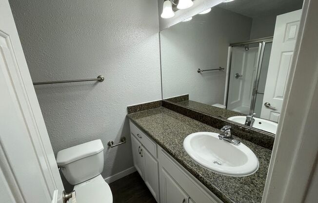 2 beds, 2 baths, 850 sqft, $3,040, Unit 821-15