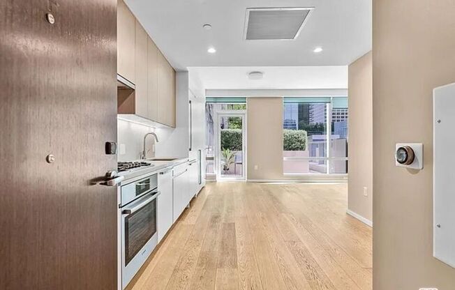 Studio, 1 bath, 518 sqft, $2,500, Unit 505