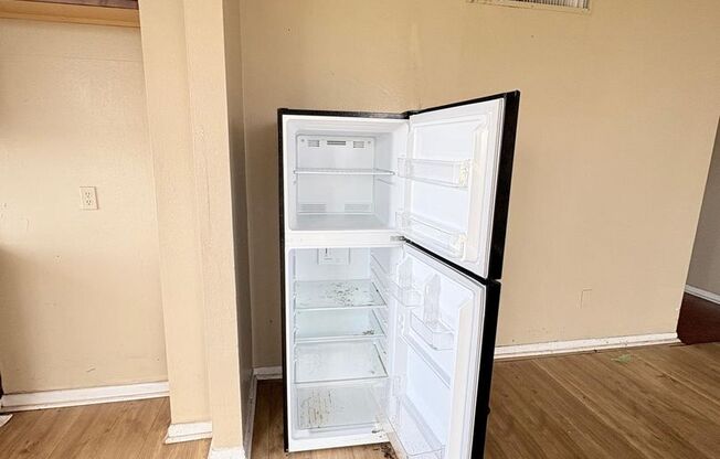 2 beds, 2 baths, $1,650, Unit APARTMENT 4609