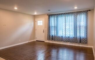 3 beds, 1 bath, $2,000