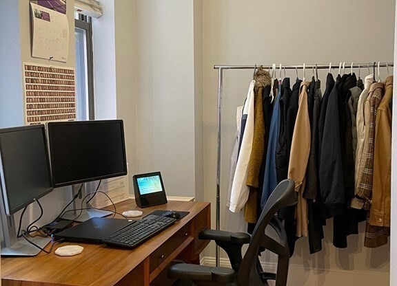 1 bed, 1.5 baths, 701 sqft, $3,600, Unit 3F