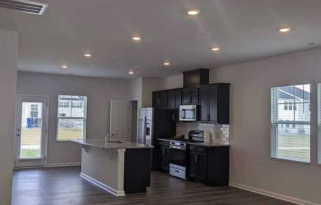 Brand New, 3 Bed 2.5 Bath Townhome at Trace at Olde Towne