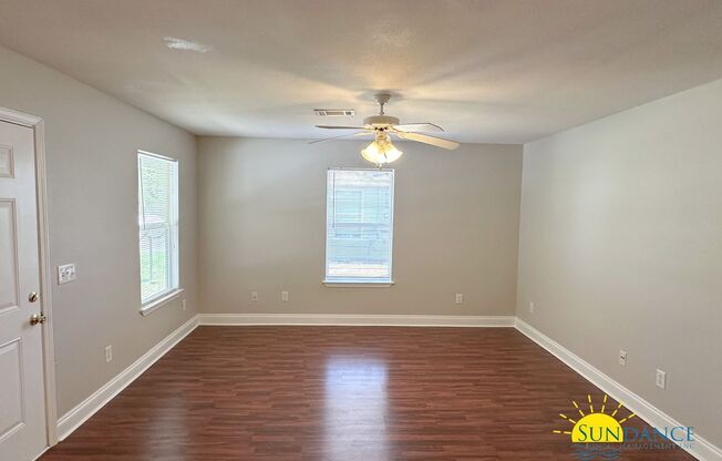 Charming 3 Bedroom home in Pensacola!