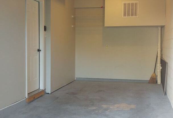 Cool Springs. 3BR Townhouse w/ 1 Car Garage. Washer&Dryer