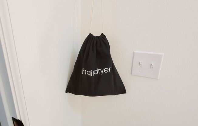 2 beds, 2 baths, 915 sqft, $2,575, Unit 4346-15