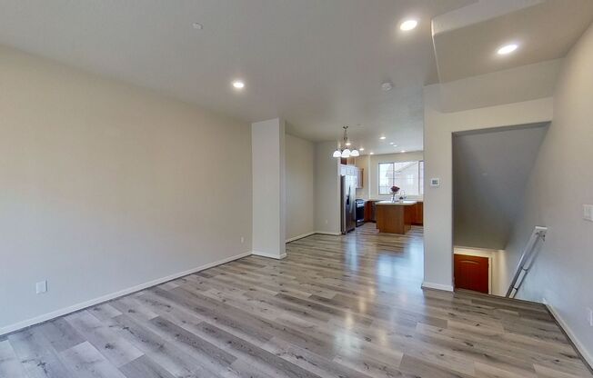 Wonderful Townhome 3 Bed 2.5 Bath in Bethany Creek Falls! Garage and Washer & Dryer Included!