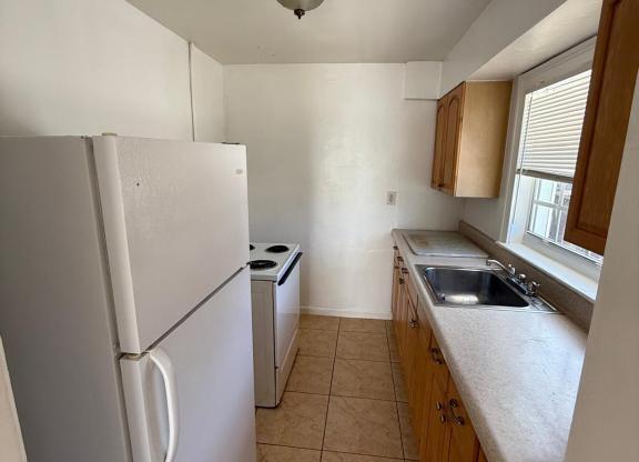 226 WENONAH PL