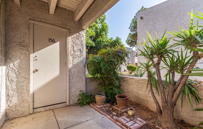 1 bed, 1 bath, $1,385, Unit # 156