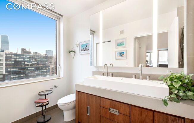 Studio, 1 bath, 600 sqft, $5,900, Unit 1021