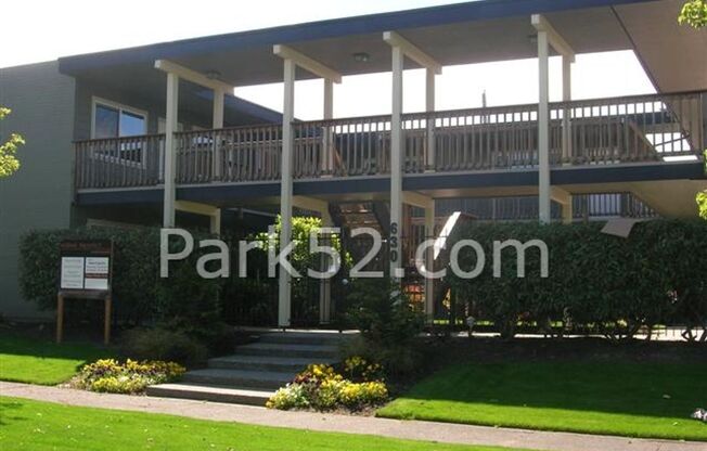 Tacoma 1 Bedroom 2nd Floor Apartment - 630 N Prospect St #17