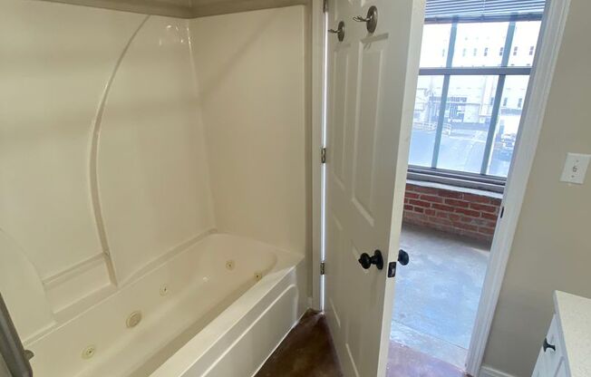 2 beds, 2 baths, 1,300 sqft, $1,325, Unit 506