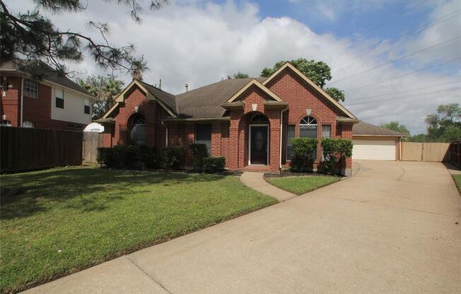 3438 BROOKWOOD DR