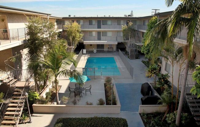 Crown Apartments