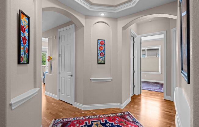 Gorgeous top-level condo in Cherry Creek!