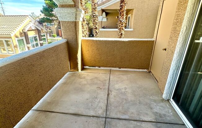 2 beds, 2 baths, $1,299, Unit # 2095