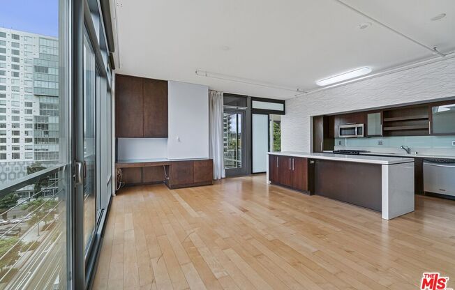 1 bed, 2 baths, 1,110 sqft, $4,000, Unit 815