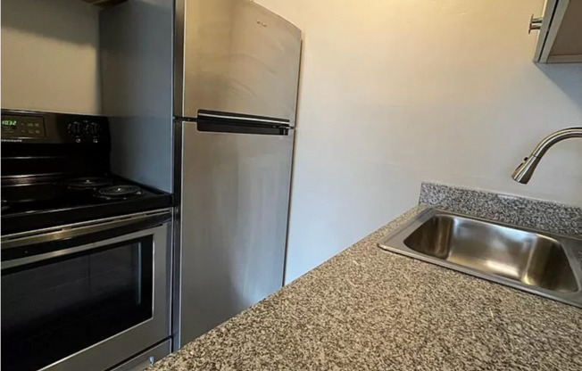 1 bed, 1 bath, 520 sqft, $875, Unit 306