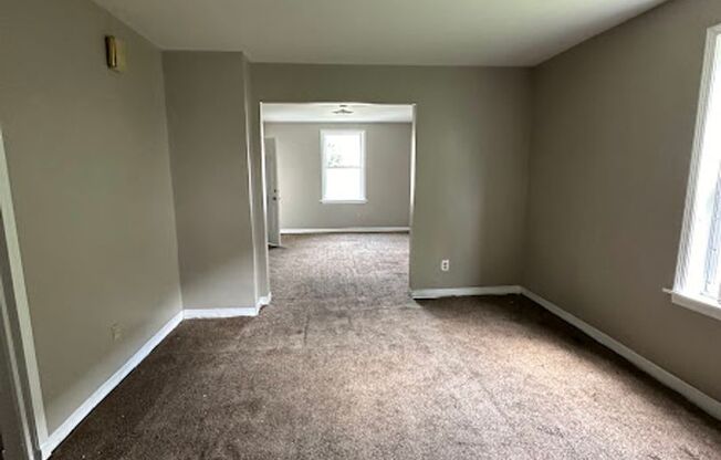 3 beds, 1 bath, $1,375