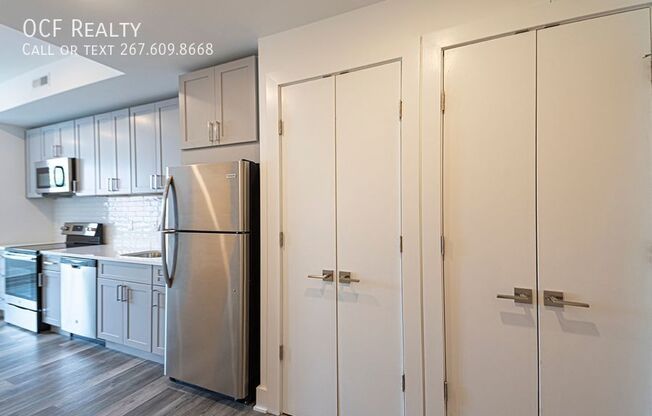 1245 RDG AVE