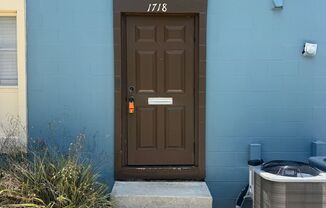 1718 NE 3 ST