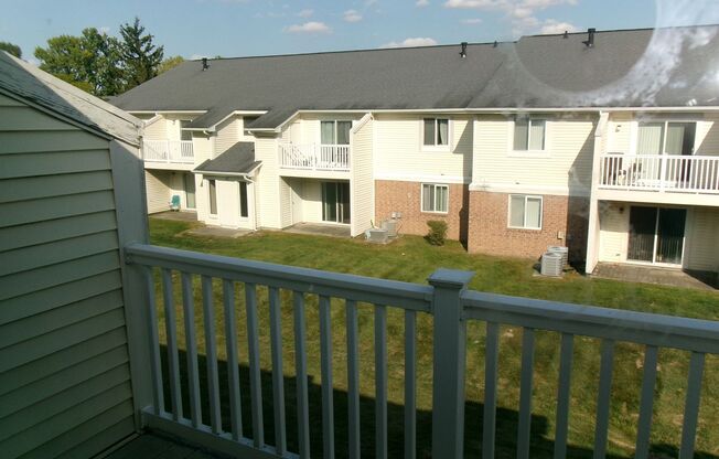 1 bed, 1 bath, 755 sqft, $1,014, Unit 5905G