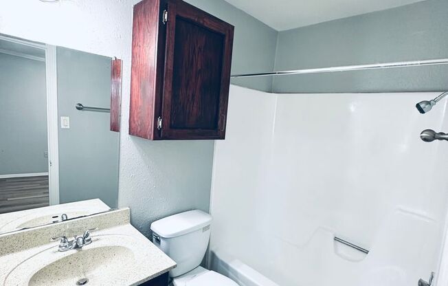 Studio, 1 bath, 500 sqft, $795, Unit 114
