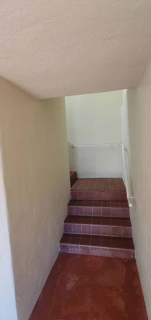 Beautifully Renovated Vintage  2 bedroom 2 bath single-family Home, with Bonus rooms  and Great Views!