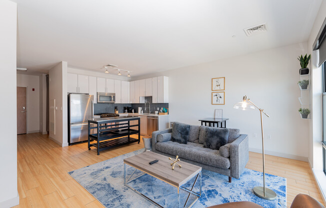 1 bed, 1 bath, 856 sqft, $3,750, Unit 345