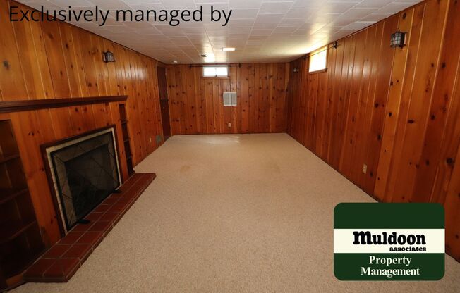 Lovely Sunset Park Rancher with Basement.  Pet Friendly! Available now!