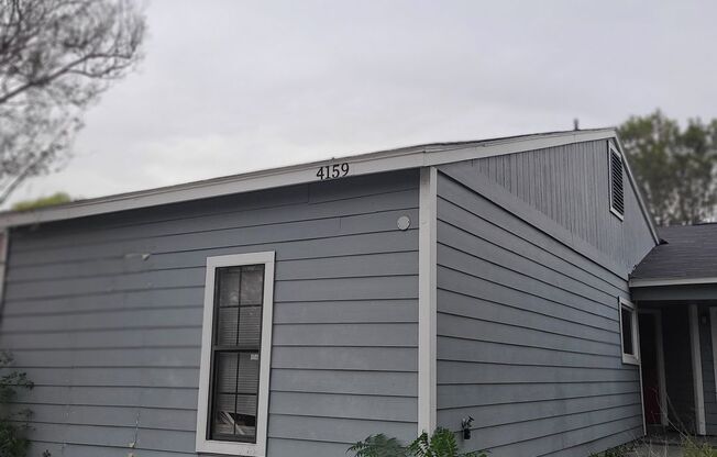 Cute 3/1 single story in NE San Antonio!