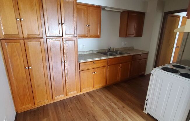 405 N East Ave. (16 Unit)