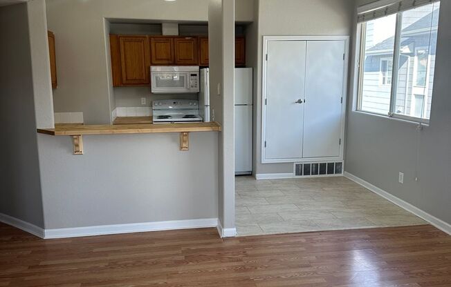 2 beds, 2 baths, $1,850, Unit #259