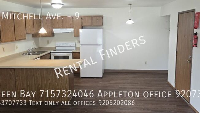 109 E MITCHELL AVE