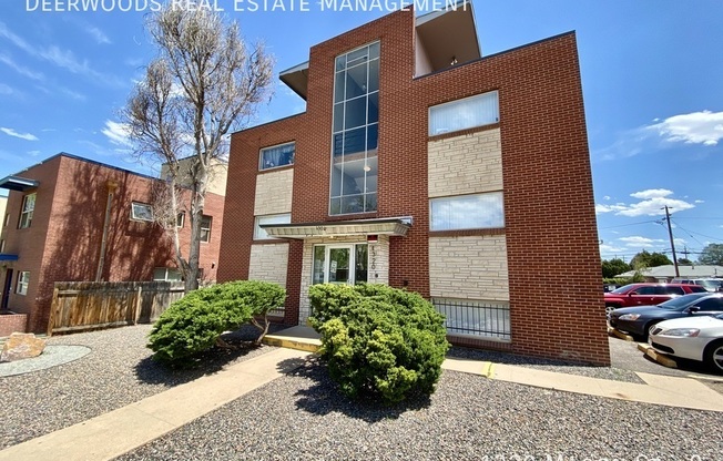 1320 Macon St