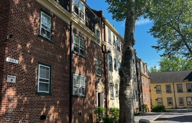 Studio, 1 bath, 358 sqft, $1,000, Unit WS709A