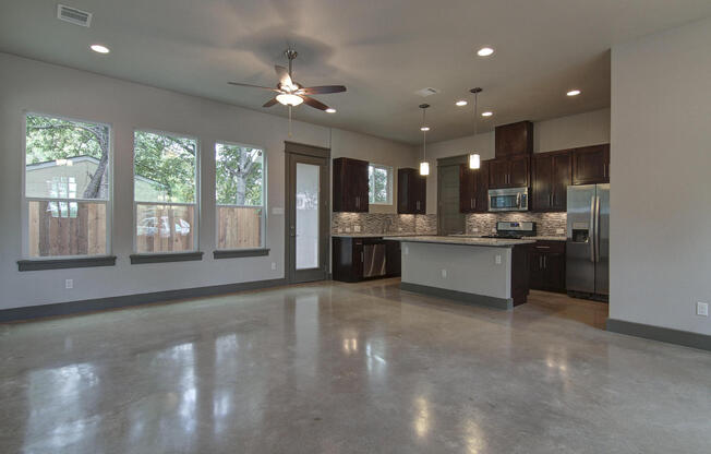 UT PRE-LEASE: 2013 Construction 6 bed /3 bath, High-end finishes, great location off Red River St.
