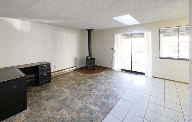 Beautiful Private Condo for Rent Available Now! Parking in front of the Unit.