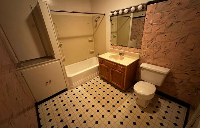 514 S Washington Street