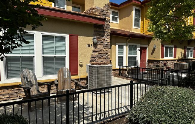Redlands Townhome For Rent!