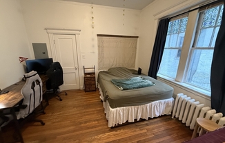 Studio, 1 bath, 290 sqft, $2,295, Unit 25