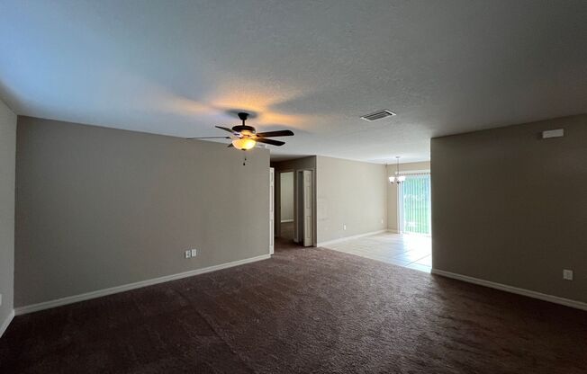 3 beds, 2 baths, $1,450