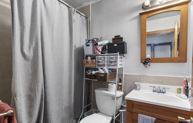 3 beds, 2 baths, 1,400 sqft, $3,750, Unit 1