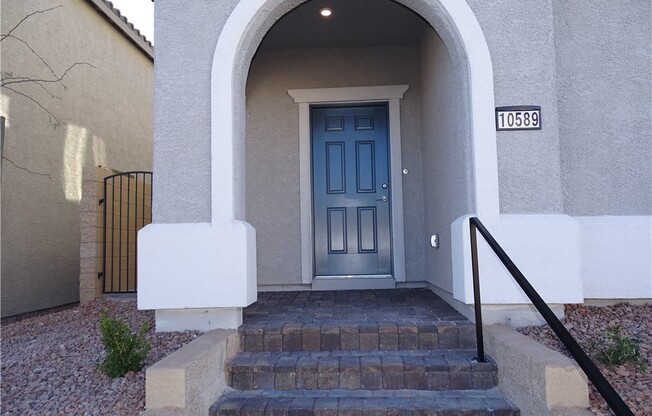 10589 SARIAH SKYE AVE