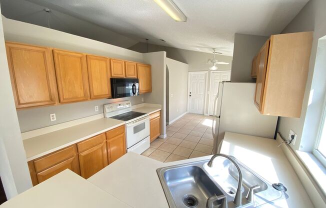 3 beds, 2 baths, $2,200