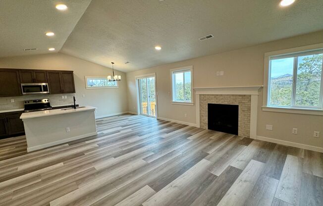 Brand new build with stunning Dry Canyon views!